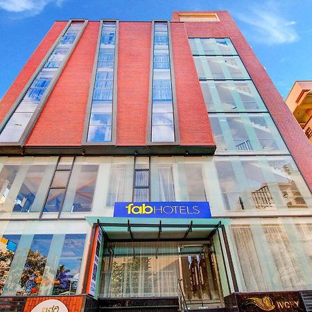 Fabhotel The Royal Suites - Nr Gopalan Innovation Mall Bangalore Buitenkant foto