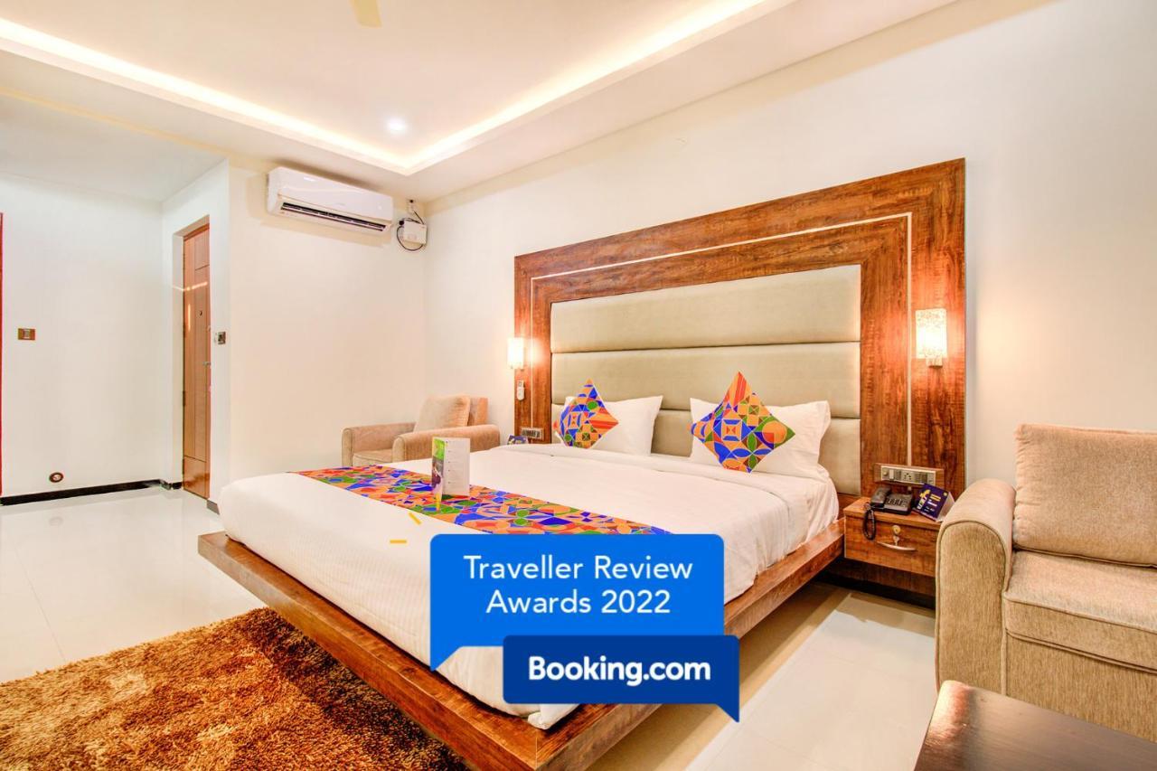 Fabhotel The Royal Suites - Nr Gopalan Innovation Mall Bangalore Buitenkant foto