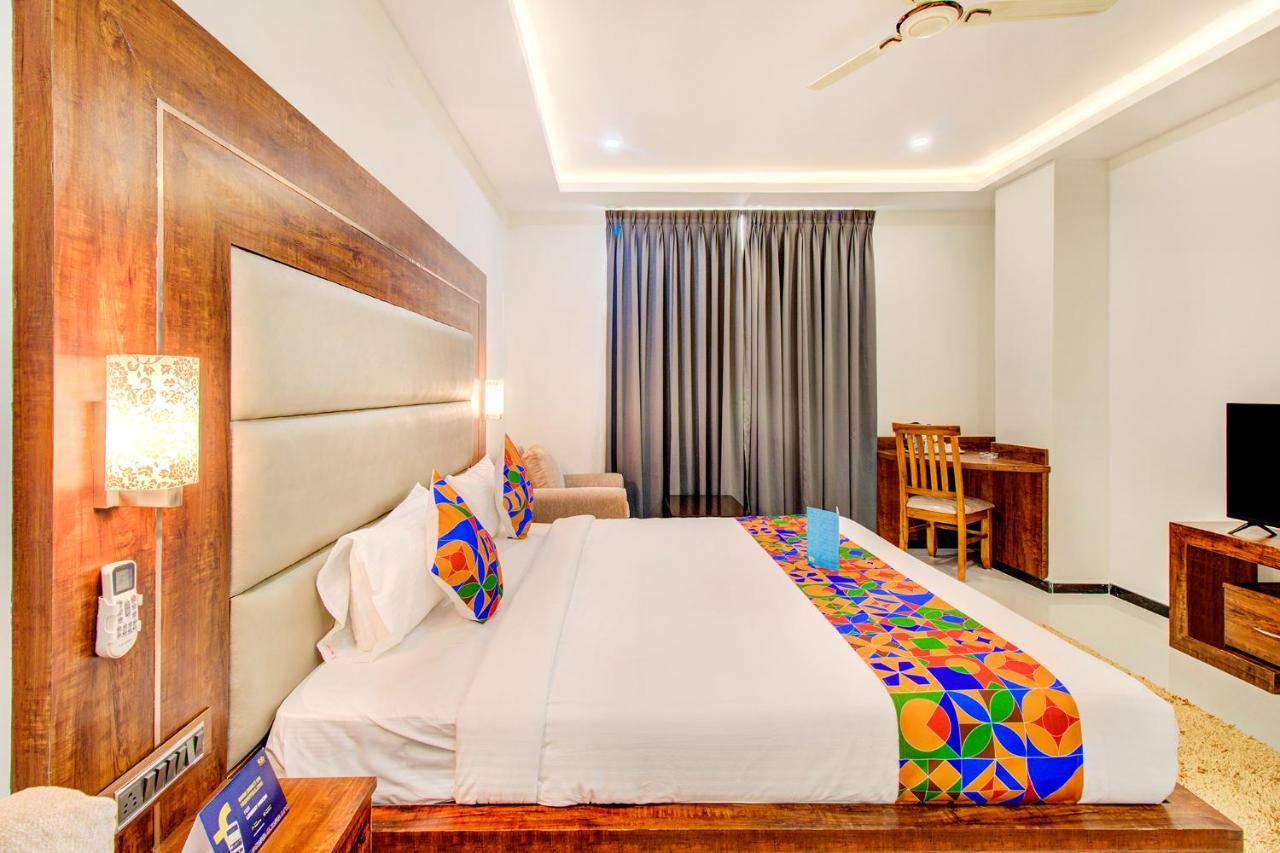 Fabhotel The Royal Suites - Nr Gopalan Innovation Mall Bangalore Buitenkant foto