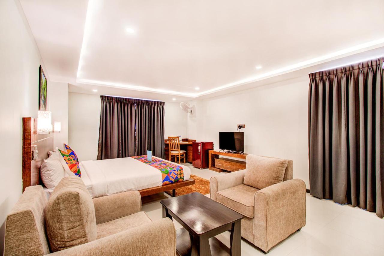 Fabhotel The Royal Suites - Nr Gopalan Innovation Mall Bangalore Buitenkant foto